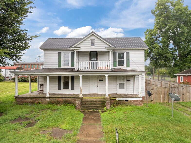 112 Tucker St, Burlington, NC à vendre - Photo de l’immeuble – Image 1 sur 34