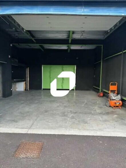 Local d’activités dans Bréval à louer - Photo intérieure – Image 3 sur 10