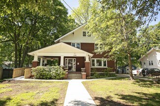 Plus de détails pour 1348 E Cherry St, Springfield, MO - Bureau à louer