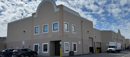 2601-2615 S Santa Fe Ave, Vernon, CA à louer Photo de l’immeuble– Image 2 sur 2
