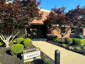 8521-8571 Gander Creek Dr, Miamisburg, OH à louer Photo de l’immeuble– Image 2 sur 8