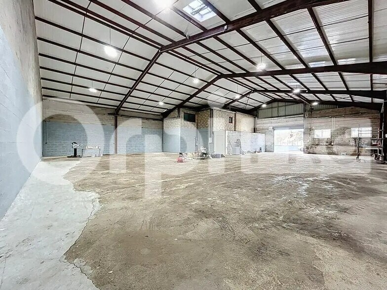 Industriel/Logistique dans Rochy-Condé à louer - Photo intérieure – Image 3 sur 5