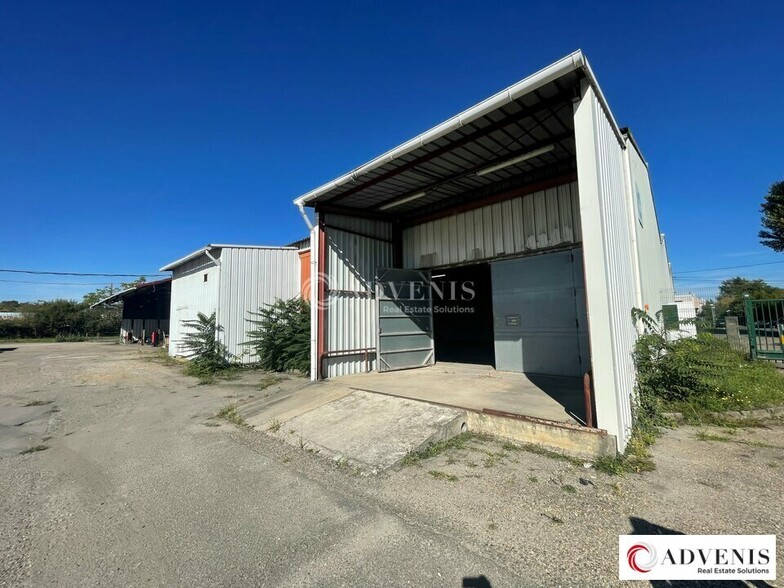 Local d’activités dans VILLENAVE-D'ORNON à louer - Photo de l’immeuble – Image 1 sur 8