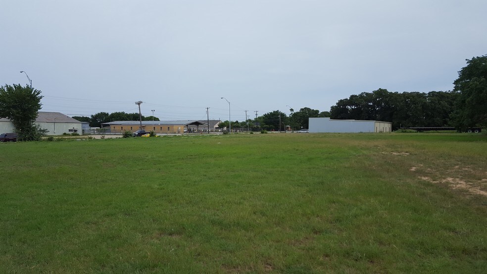 3016 Elinor St, Fort Worth, TX à vendre - Photo de l’immeuble – Image 3 sur 23