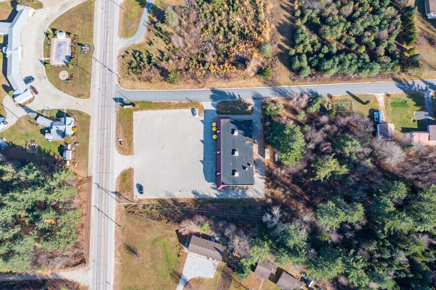 603 Rt 3, Twin Mountain, NH à louer - Photo de l’immeuble – Image 3 sur 5