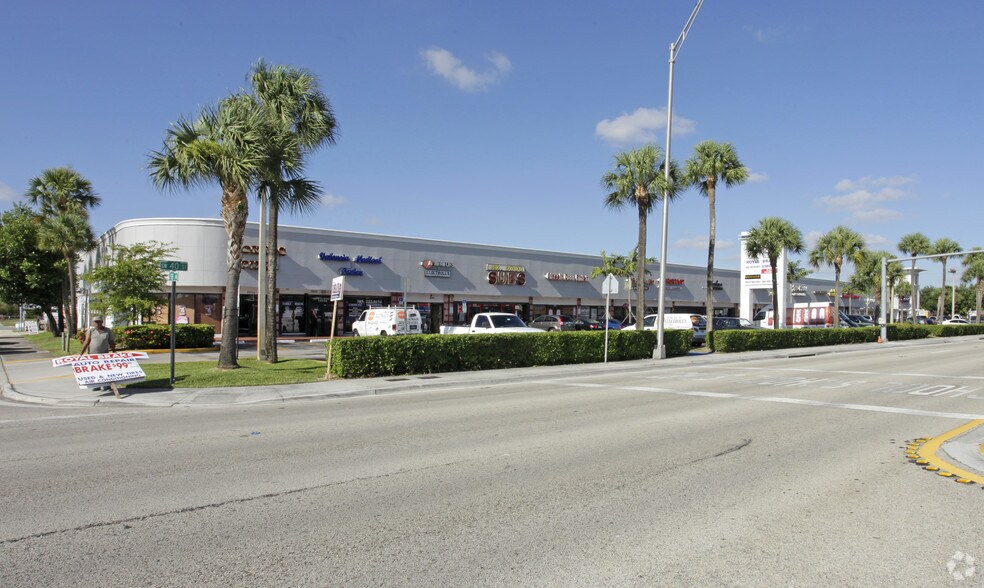 9800-9884 SW 40th St, Miami, FL à louer - Photo principale – Image 1 sur 8