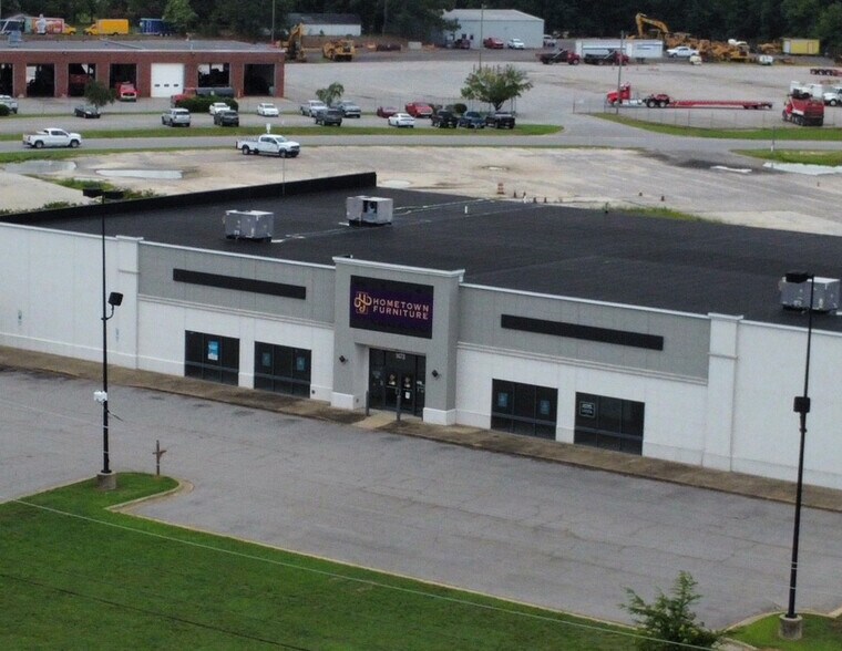 1473 N Wesleyan Blvd, Rocky Mount, NC à louer - Photo de l’immeuble – Image 2 sur 4