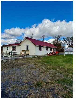 Plus de détails pour 5090 State Route 14, Dundee, NY - Local commercial à vendre