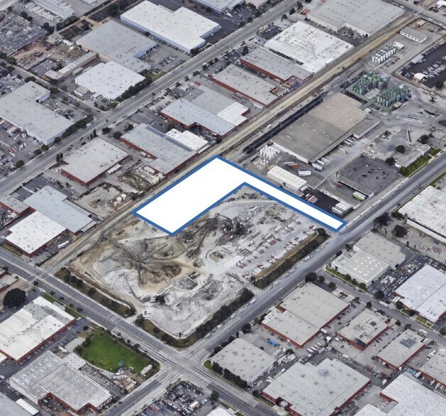 13925 S Broadway, Los Angeles, CA à vendre - Photo de l’immeuble – Image 2 sur 3