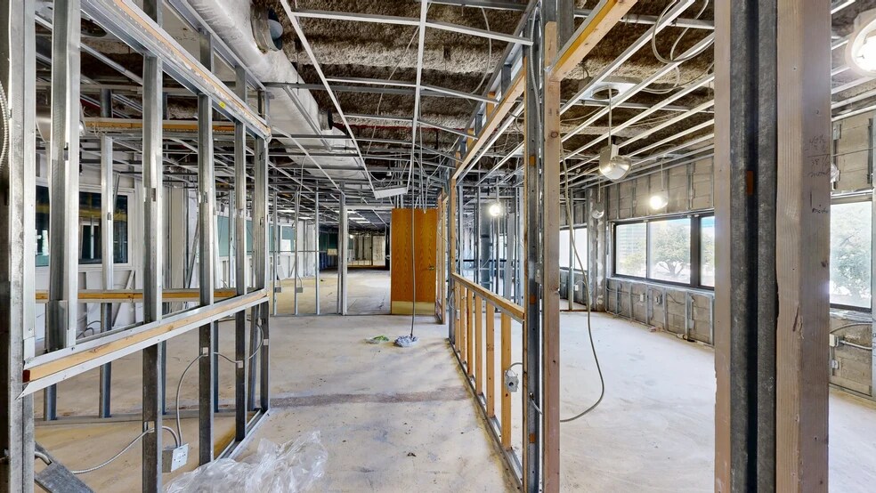 1610 Bathgate Ave, Bronx, NY à louer - Numérisation 3D Matterport – Image 3 sur 9