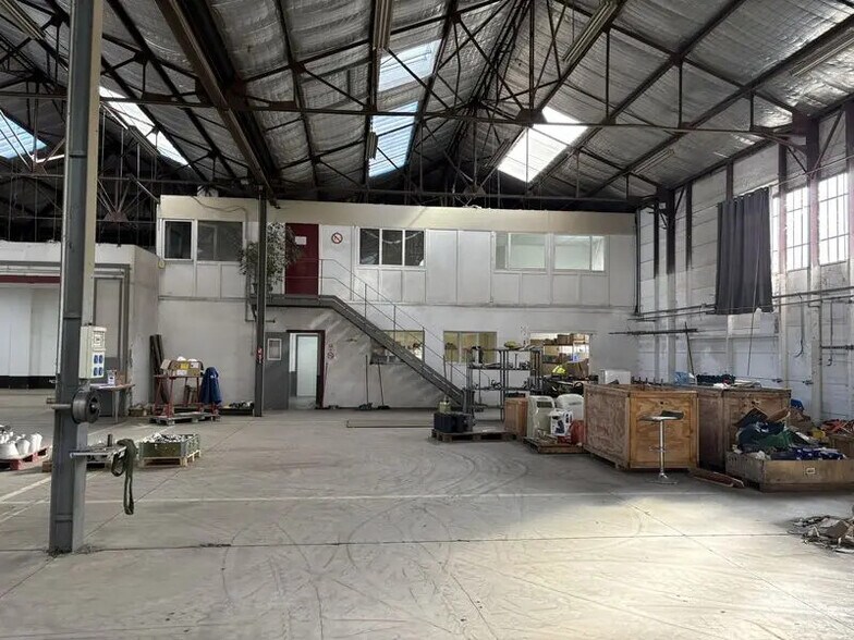 Local d’activités dans Feyzin à louer - Photo intérieure – Image 3 sur 7