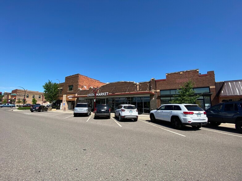 615 S Front St, Mankato, MN à louer - Photo de l’immeuble – Image 2 sur 22