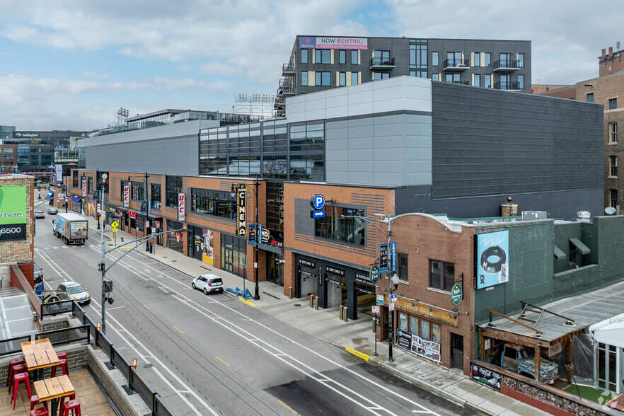 3519 N Clark St, Chicago, IL à louer - Photo de l’immeuble – Image 2 sur 6