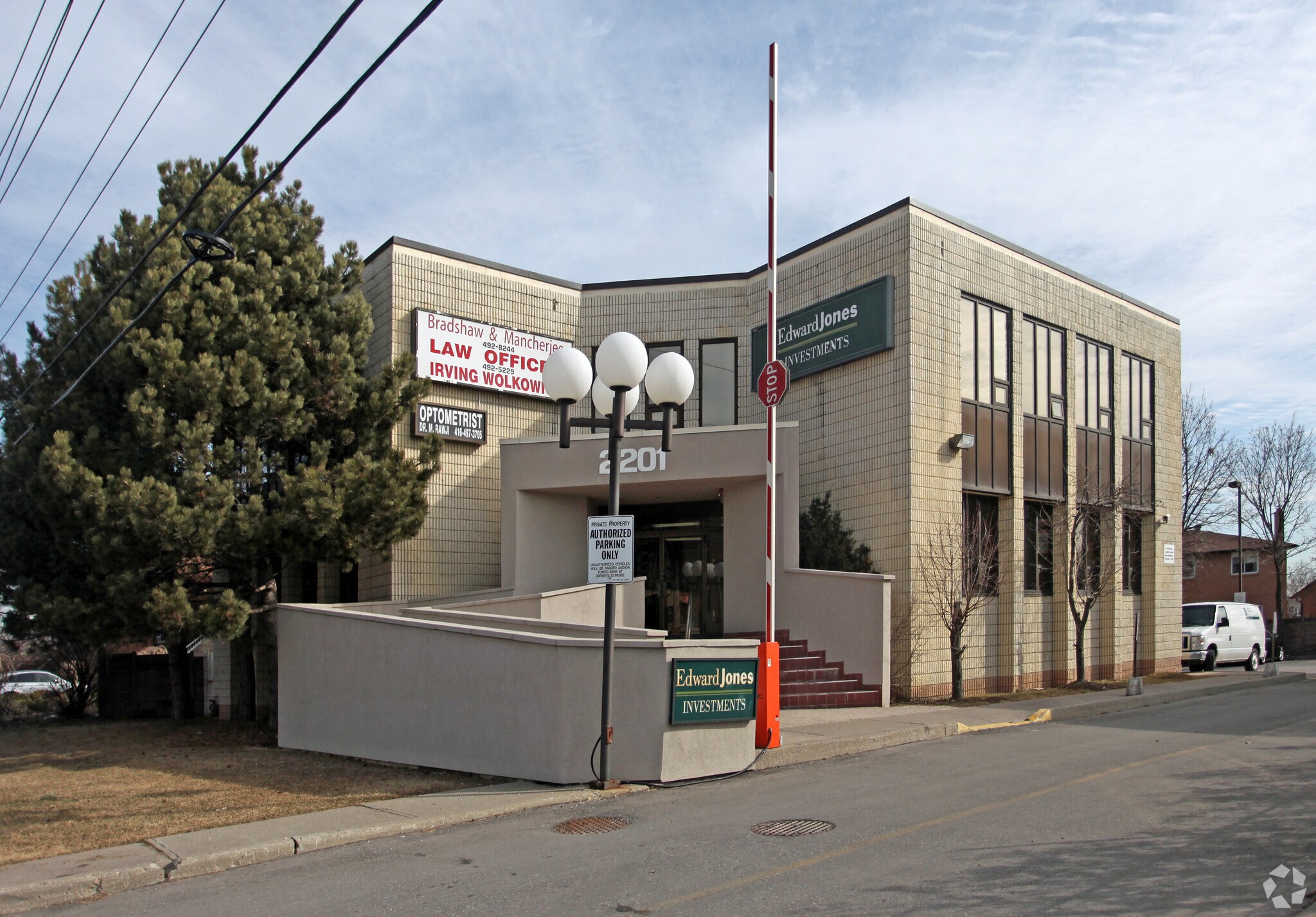 2201 Warden Ave, Toronto, ON à vendre Photo principale– Image 1 sur 4