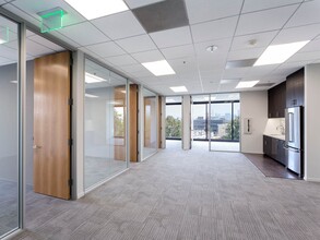 11100 Santa Monica Blvd, Los Angeles, CA à louer Photo intérieure– Image 1 sur 10