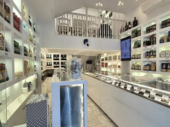 Plus de détails pour Local commercial à louer