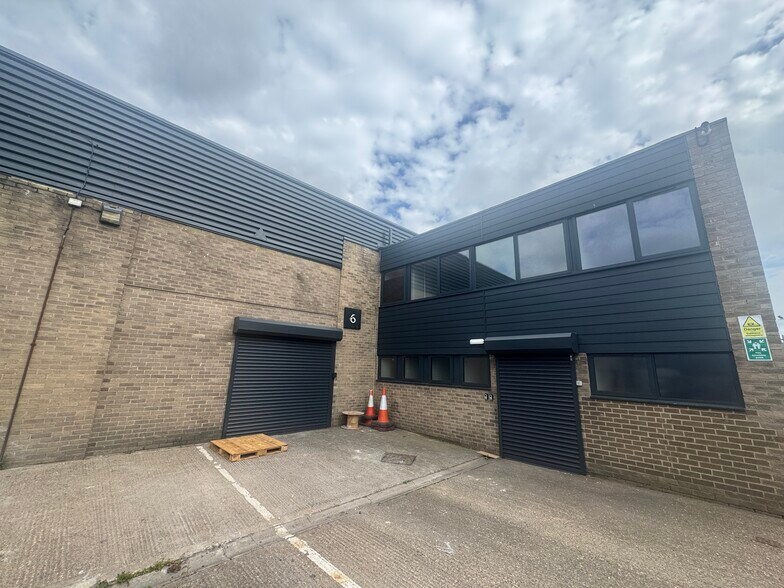 Brough Park Way, Newcastle Upon Tyne à louer - Photo de l’immeuble – Image 3 sur 10