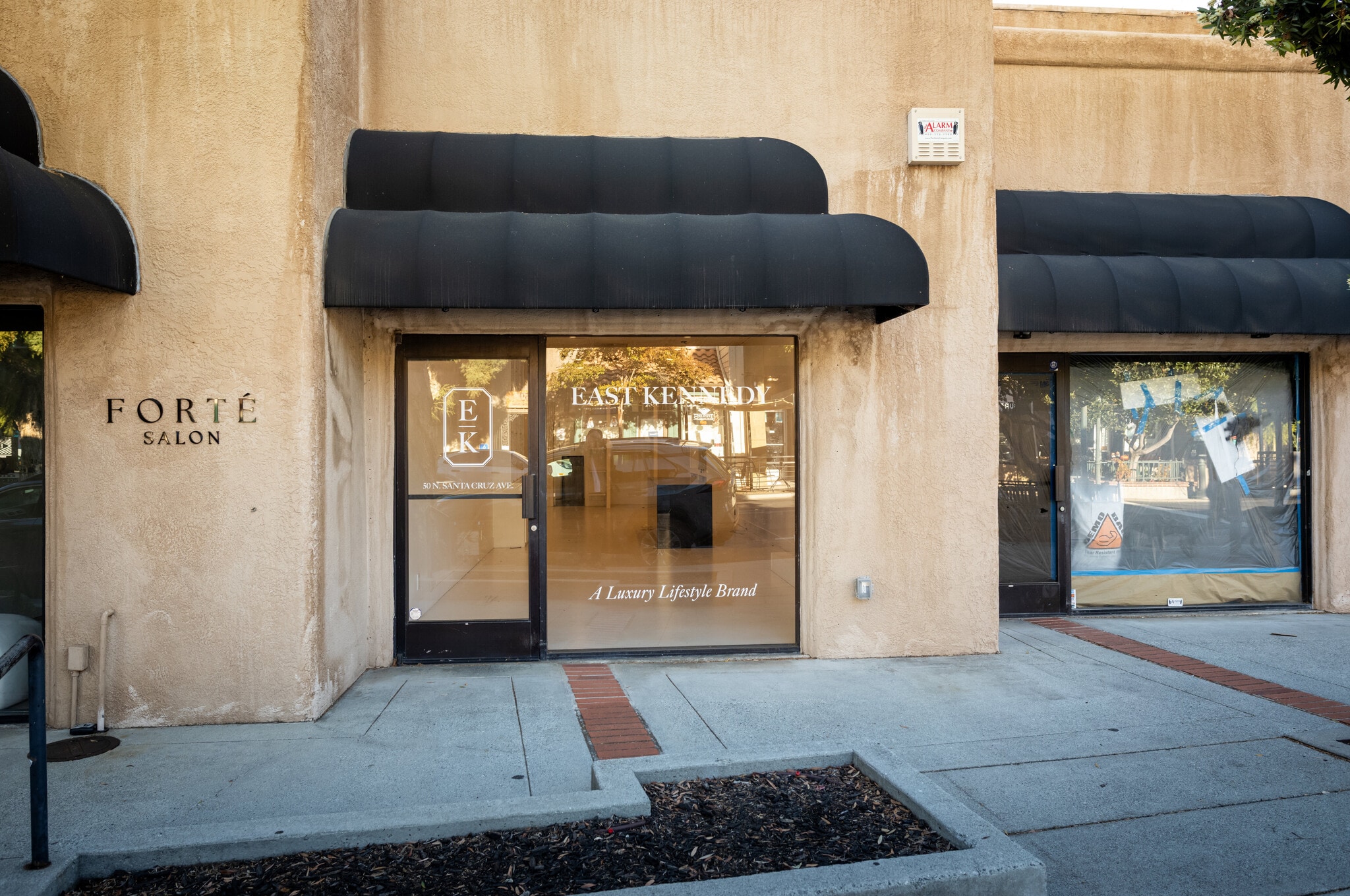 48 N Santa Cruz Ave, Los Gatos, CA à louer Photo intérieure– Image 1 sur 18