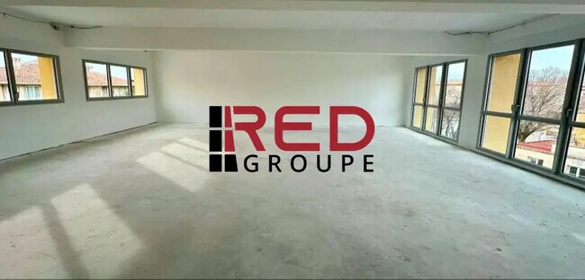 Plus de détails pour Rue Pasteur, Aix-en-Provence - Bureau à louer