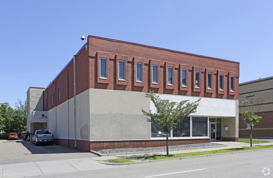 3329 SE University Ave, Minneapolis, MN à vendre - Photo de l’immeuble – Image 2 sur 2