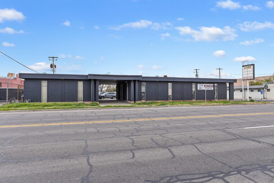 2330 S Main St, Salt Lake City, UT à louer - Photo de l’immeuble – Image 1 sur 16