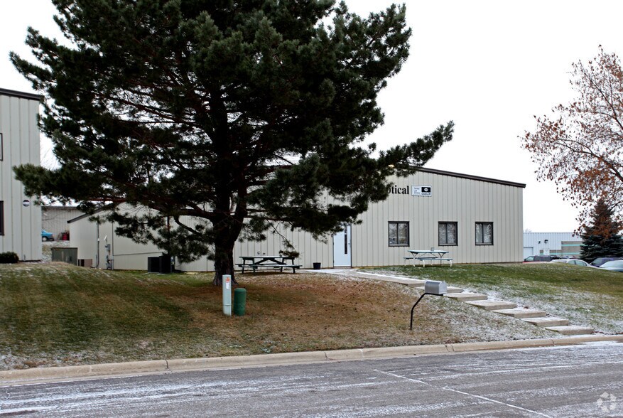 1305 10th St N, Sauk Rapids, MN à vendre - Photo de l’immeuble – Image 2 sur 2