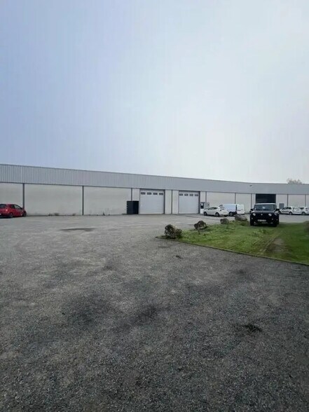 Industriel/Logistique dans Cugnaux à louer - Photo de l’immeuble – Image 2 sur 3