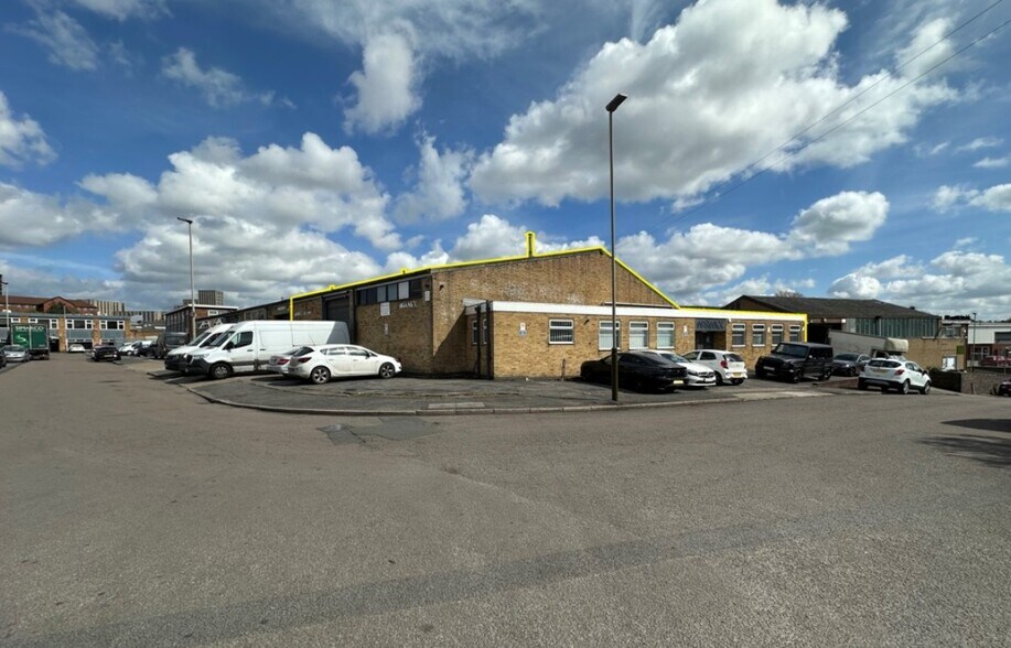 5-7 Morris Rd, Leicester à louer - Photo de l’immeuble – Image 1 sur 3