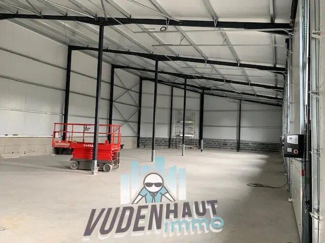 Plus de détails pour 228 Lan Eremuko Bidea, Villefranque - Local d'activités à louer