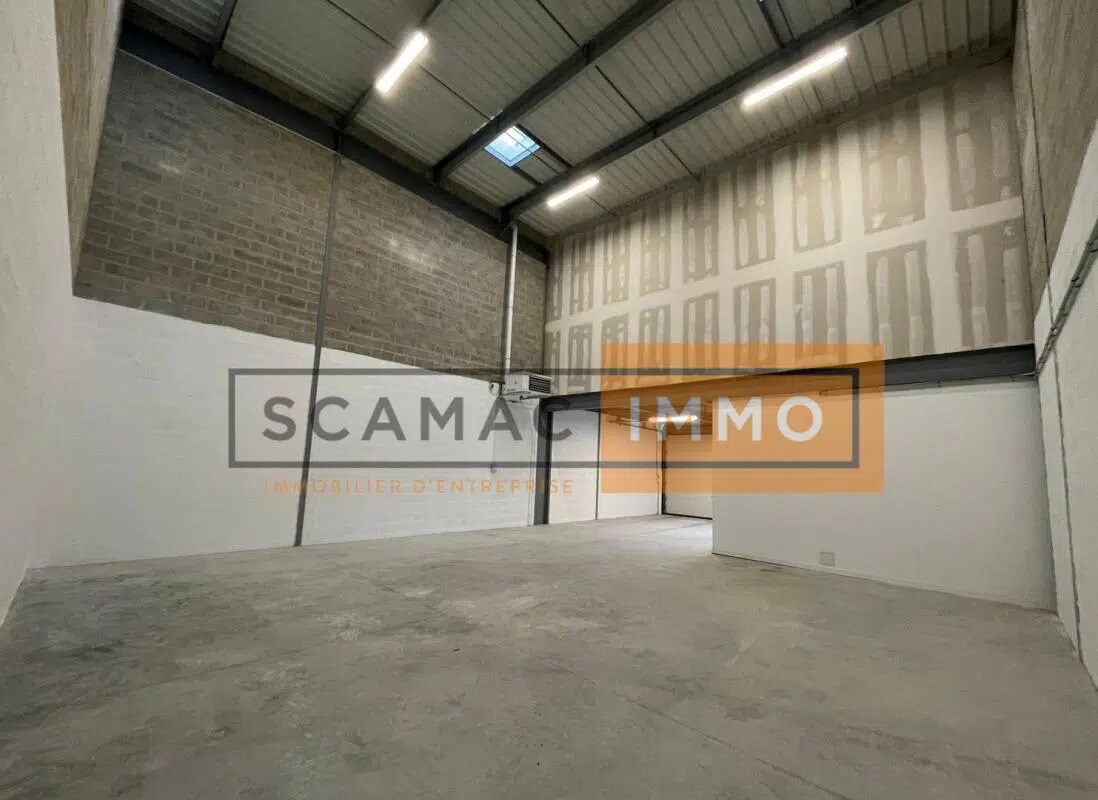 Industriel/Logistique dans Bussy-Saint-Martin à louer Photo de l’immeuble– Image 1 sur 9