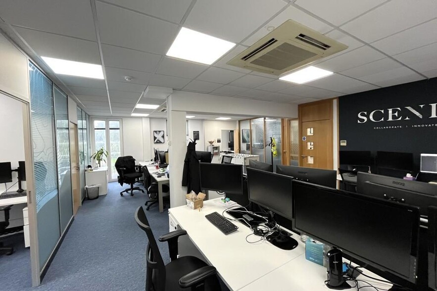 18-22 The Causeway, Bishop's Stortford à vendre - Photo de l’immeuble – Image 2 sur 10