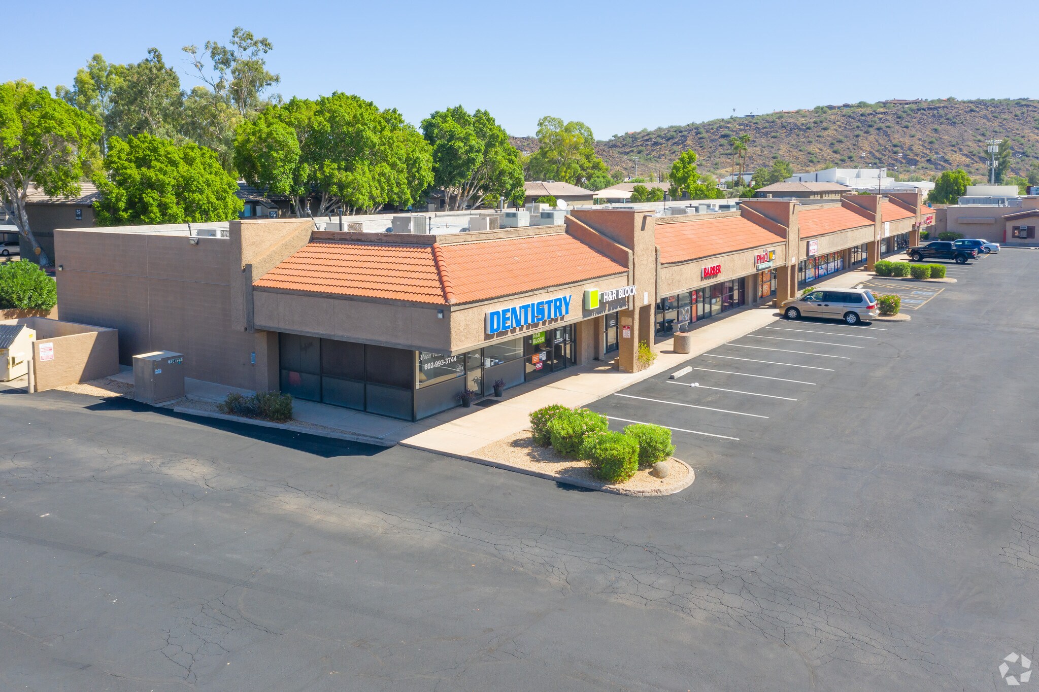 1930 W Thunderbird Rd, Phoenix, AZ à louer Photo principale– Image 1 sur 4