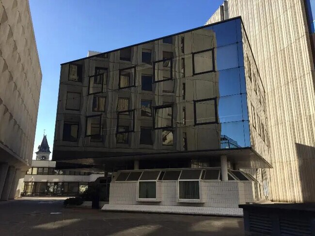 Plus de détails pour Bureau à louer