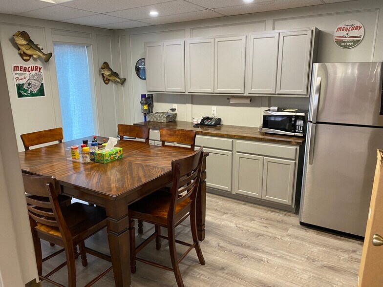 12303 E 11th St, Tulsa, OK à vendre - Photo de l’immeuble – Image 3 sur 9