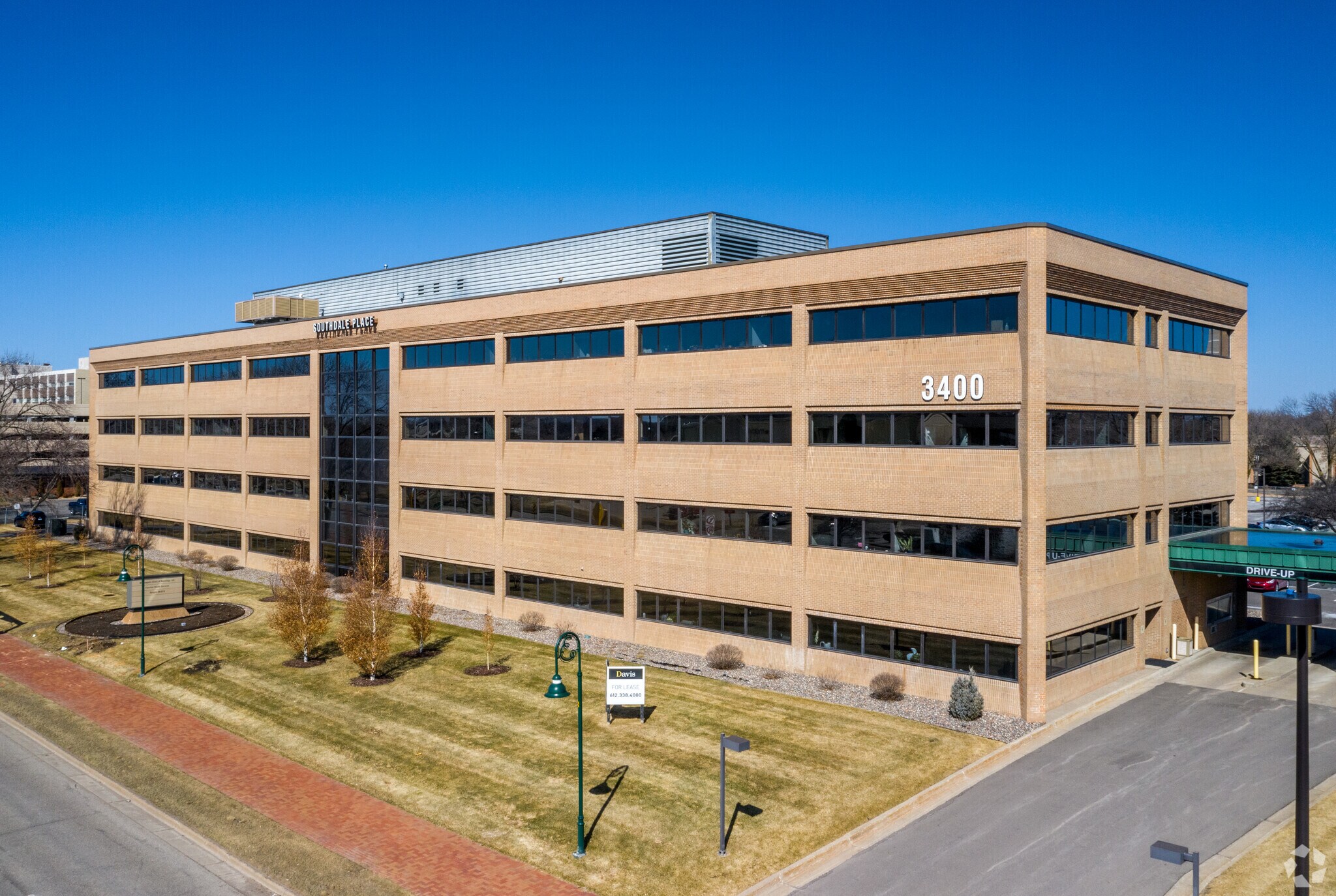 3400 W 66th St, Edina, MN à louer Photo de l’immeuble– Image 1 sur 5