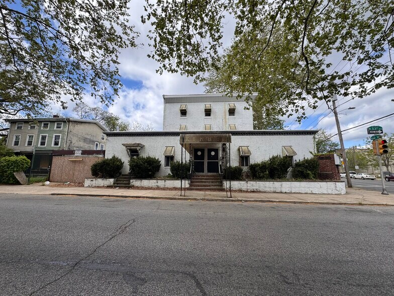 238 N 53rd St, Philadelphia, PA à vendre - Photo de l’immeuble – Image 2 sur 61