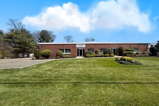 Plus de détails pour 90 Woodmont Rd, Milford, CT - Industriel/Logistique à louer