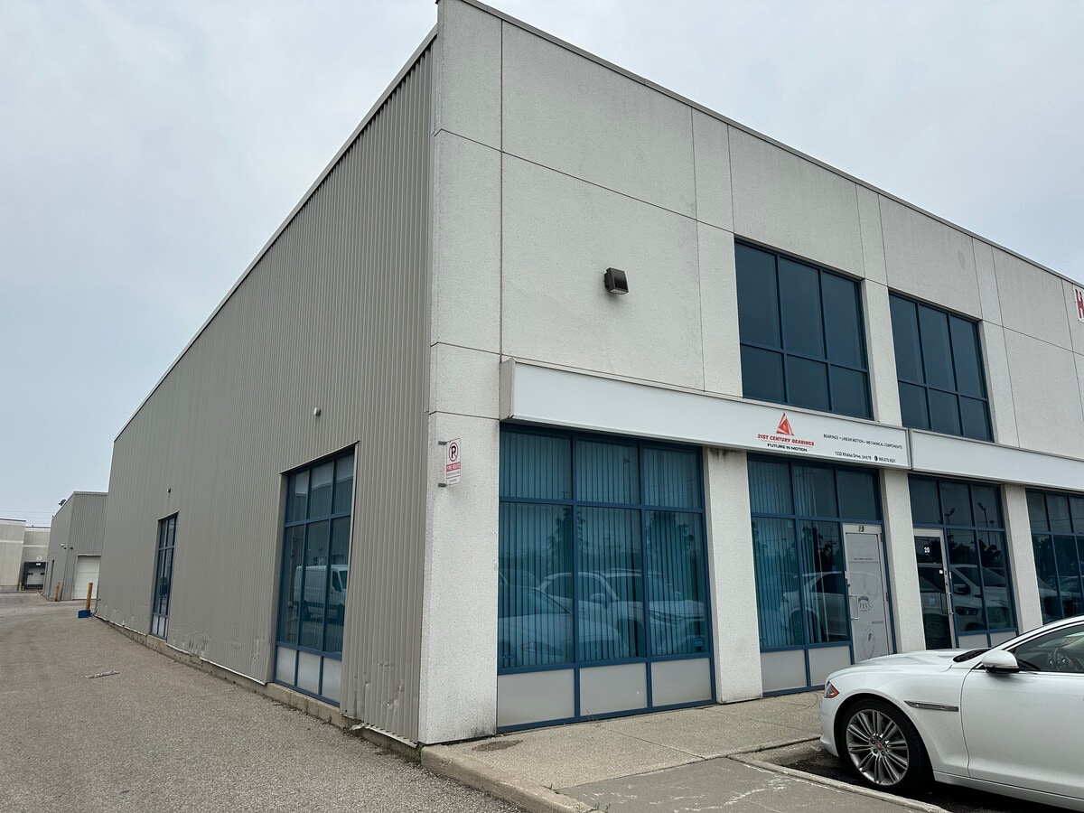 1332 Khalsa Dr, Mississauga, ON L5S 0A2 - Lot 19 - - Photo intérieure - Image 2 of 4