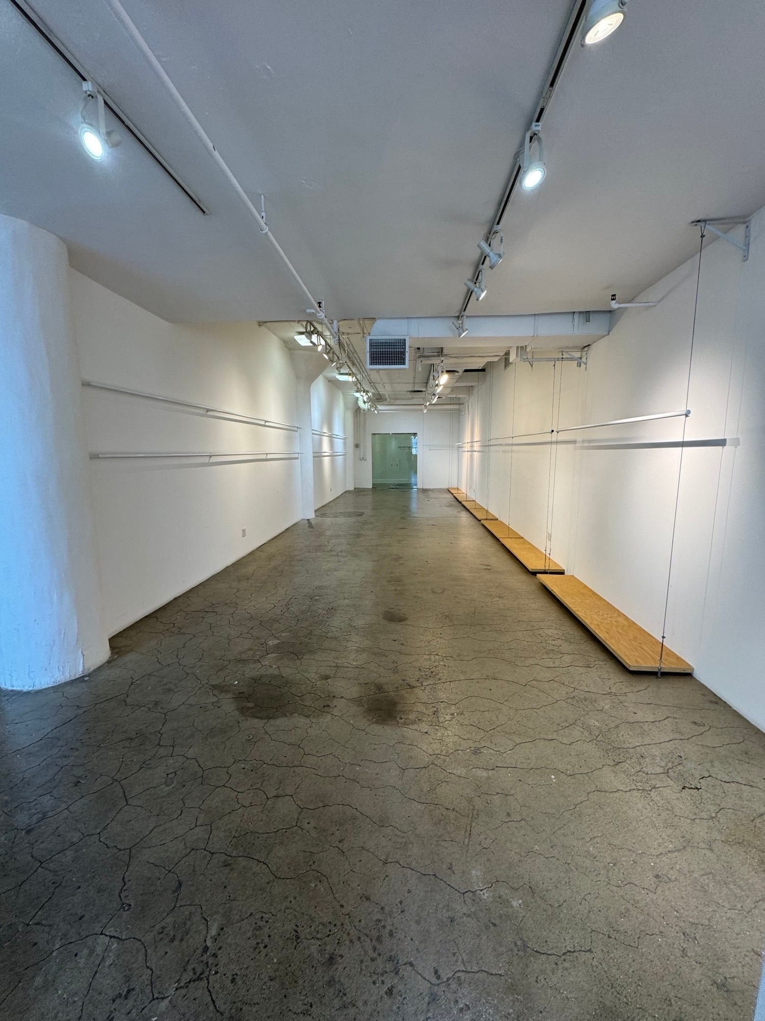 846-860 S Los Angeles St, Los Angeles, CA à louer Photo intérieure– Image 1 sur 4