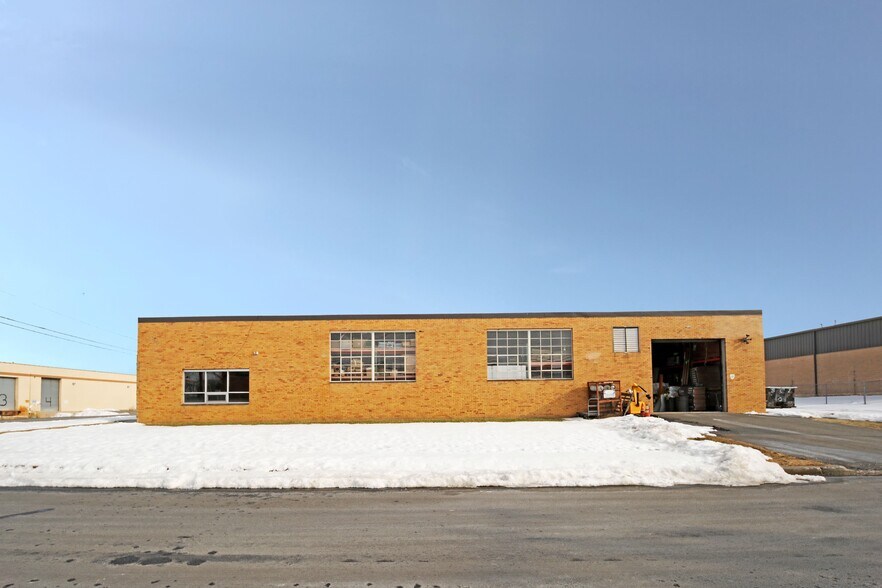 1 Barrett Ave, Moonachie, NJ à vendre - Photo principale – Image 1 sur 11