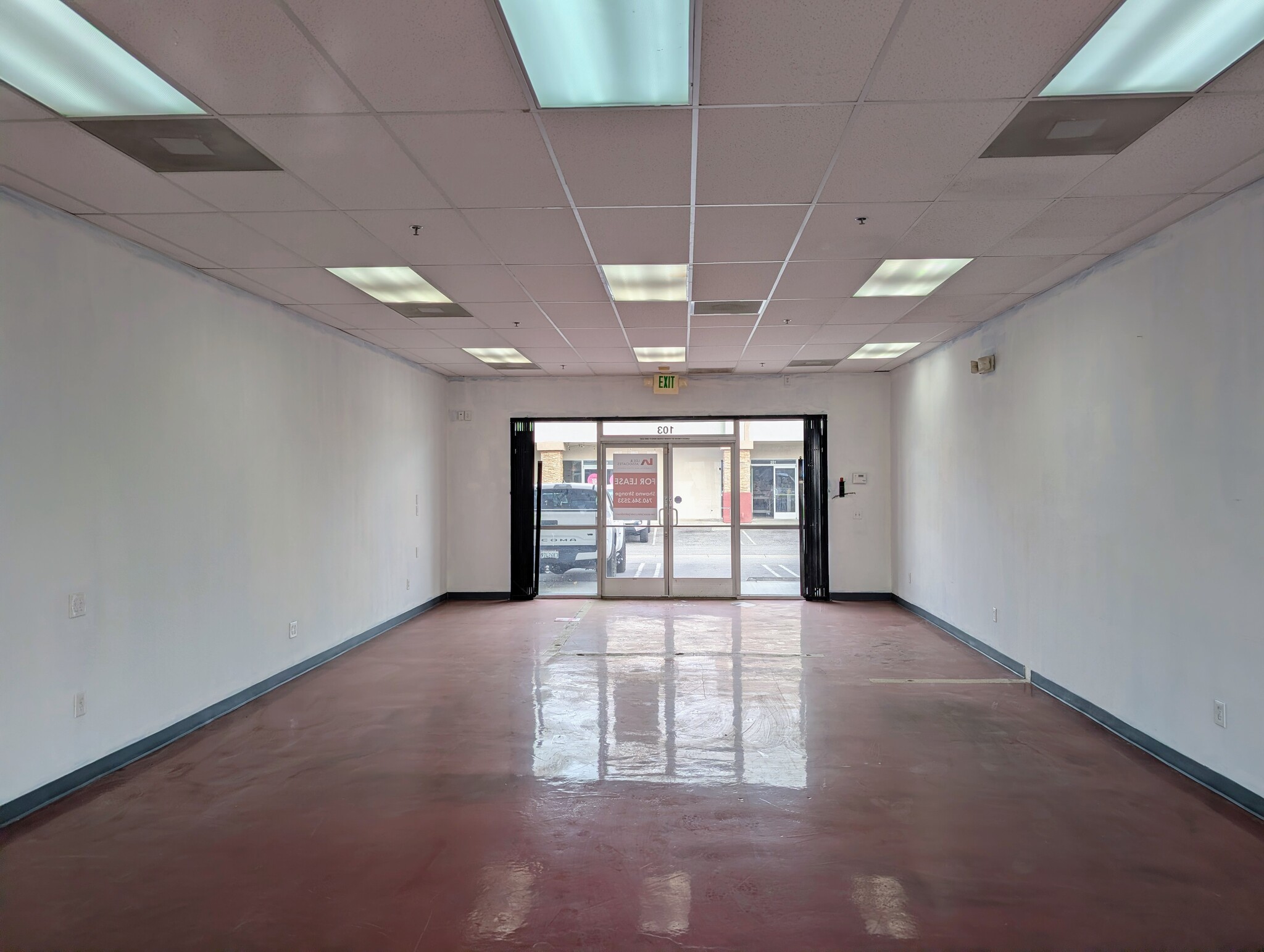 82590 Hwy 111, Indio, CA à louer Photo intérieure– Image 1 sur 4