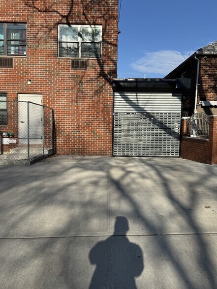 3573 Laconia Ave, Bronx, NY à vendre - Photo de l’immeuble – Image 3 sur 39