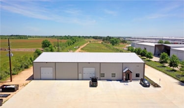 19286 Kickapoo Rd, Waller, TX à vendre Photo de l’immeuble– Image 1 sur 5