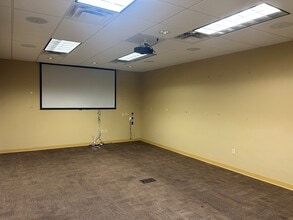 2902 N Armenia Ave, Tampa, FL à louer Photo intérieure– Image 2 sur 4