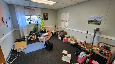 100-600 Aaron Ct, Kingston, NY à louer Photo intérieure– Image 2 sur 3