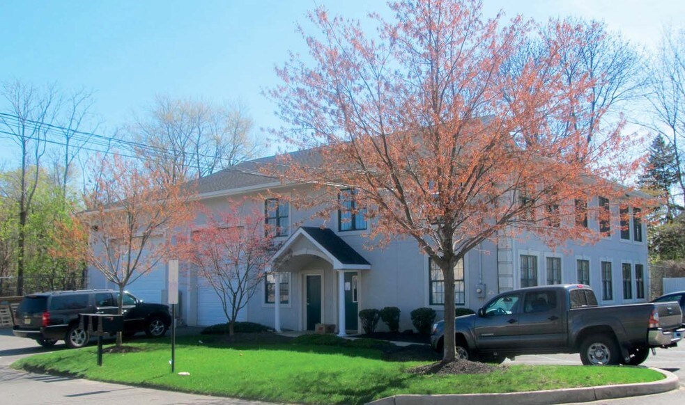 1414 Route 130 N, Burlington, NJ à louer - Photo de l’immeuble – Image 1 sur 7