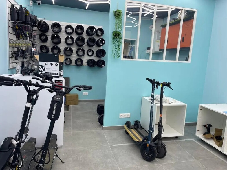 Local commercial dans L'ILE-SAINT-DENIS à vendre - Photo intérieure – Image 3 sur 7