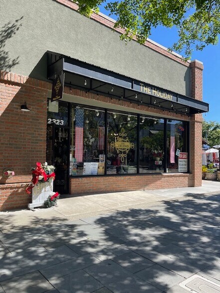 2321-2327 1st St, Livermore, CA à louer - Photo de l’immeuble – Image 1 sur 6