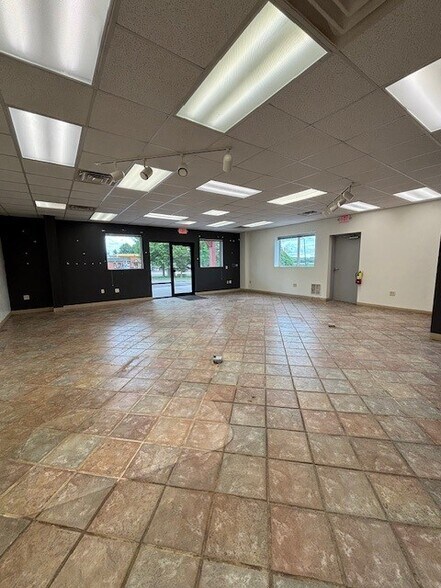 668 Maratech Ave, Marathon City, WI à louer - Photo de l’immeuble – Image 3 sur 6
