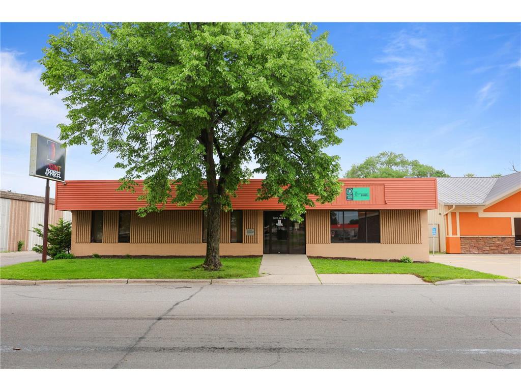 20 S 32nd Ave S, Saint Cloud, MN à louer Photo de l’immeuble– Image 1 sur 10